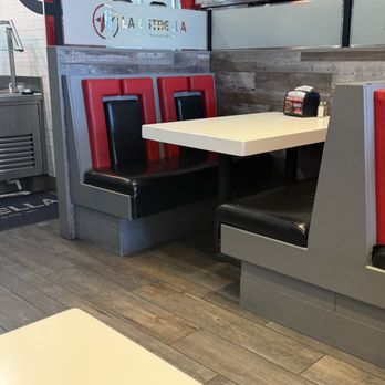 La Estrella Tacos & Seafood - Mexican Near Me - Manteca, California