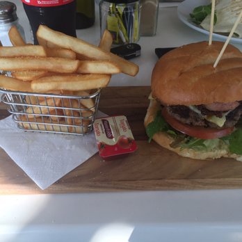 And The Winner Is Oscars - Beef burger - Breakfast & Brunch Near Me - Pokolbin, NSW