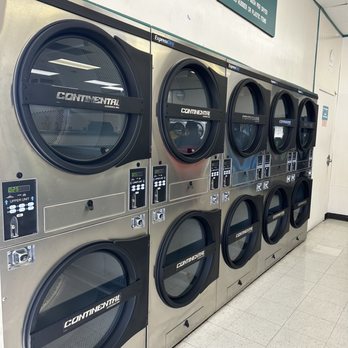 Gateway Laundromat - New machines!!! - Laundromat Near Me - Pico Rivera, California
