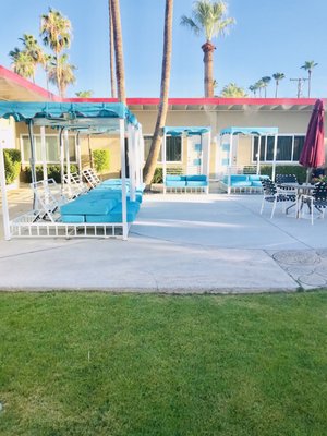 Inndulge Palm Springs by null