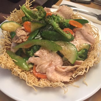 Phở Dollar - Bird's nest made of crispy noodles, veggies & chicken - Vietnamese Near Me - Buffalo, New York