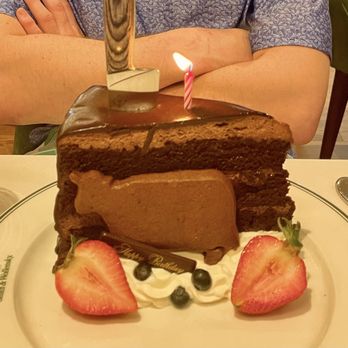 Smith & Wollensky - Burlington - GIGANTIC CHOCOLATE CAKE - New American Near Me - Burlington, Massachusetts Smith & Wollensky - Burlington - GIGANTIC CHOCOLATE CAKE - New American Near Me - Burlington, Massachusetts