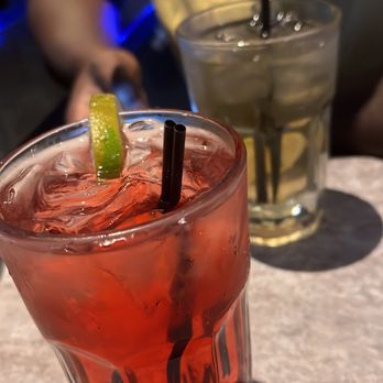 Cue Bar - Vodka cranberry - Pool Halls Near Me - Bayside, New York