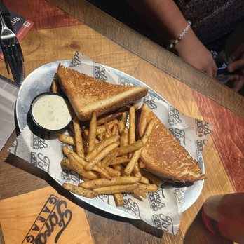 Ford's Garage Lexington - Brisket melt - Comfort Food Near Me - Lexington, Kentucky