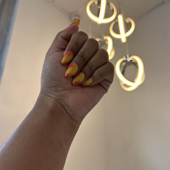 Q Nail Lounge - Kevin - Nail Salons Near Me - Downey, California