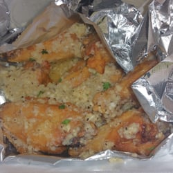 Antonio's Pizza & Pasta - Parm Garlic wings