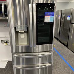 Best Buy Tulsa Midtown - Nice ice box
