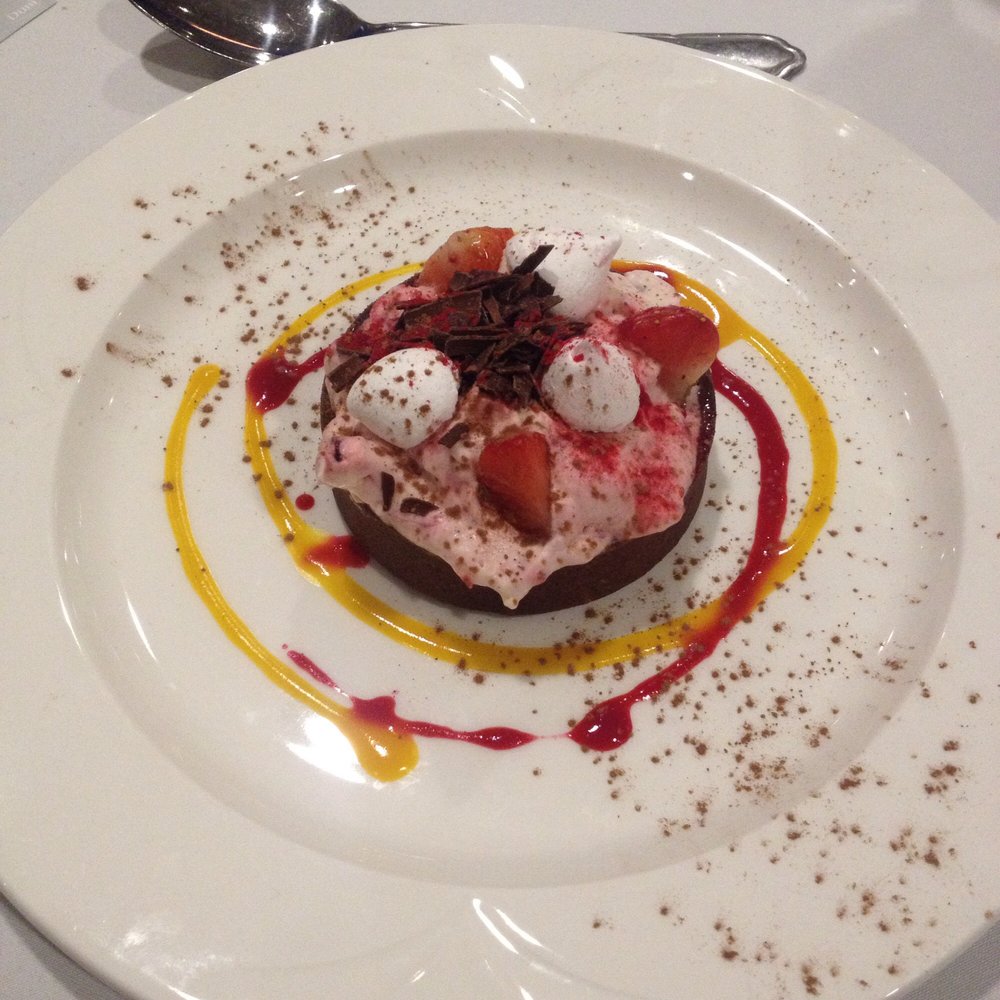 Malone Lodge Hotel - Fancy Eton mess - Hotels Near Me - Belfast, BFS Malone Lodge Hotel - Fancy Eton mess - Hotels Near Me - Belfast, BFS