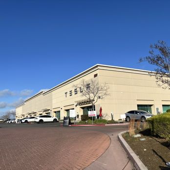 Tesla Service Center - Outside - Auto Repair Near Me - Rocklin, California
