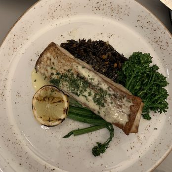 Draco Markham - Snapper on kales and wild brown rice - Canadian (New) Near Me - Markham, Ontario