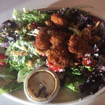 La Tour Cafe - Belly and Claw salad - Cafes Near Me - Honolulu, Hawaii