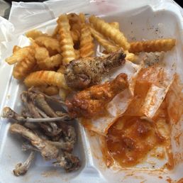 10 piece wing, 5 buffalo mild 5 honey garlic pepper 10 piece wing, 5 buffalo mild 5 honey garlic pepper