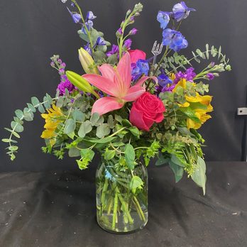 Valentin Occasions - Florists Near Me - Easley, South Carolina