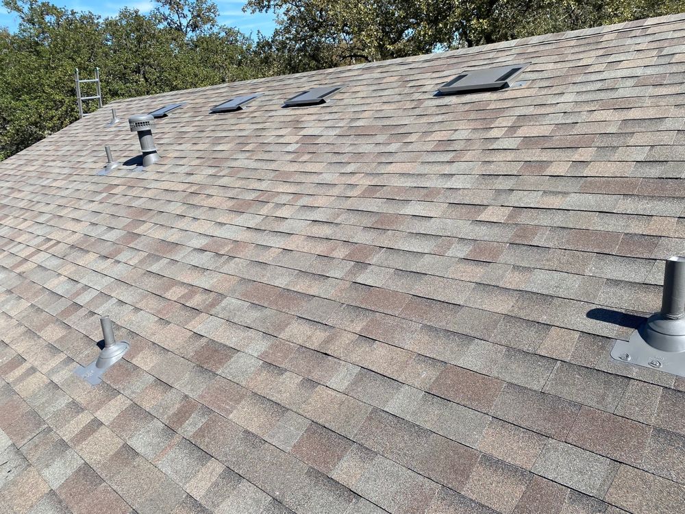 Slide of Texan Roofing Pro