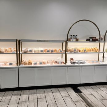 Tous Les Jours - Various pre packaged goods - Bakeries Near Me - Winter Park, Florida Tous Les Jours - Various pre packaged goods - Bakeries Near Me - Winter Park, Florida
