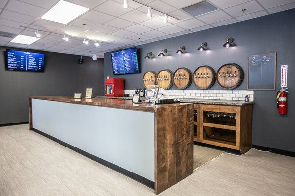 Pinkies Up Beer and Wine by null