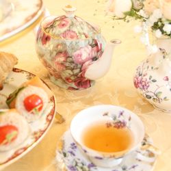 TeaLicious Tea House & Catering - 30+ flavors of tea from around the world.