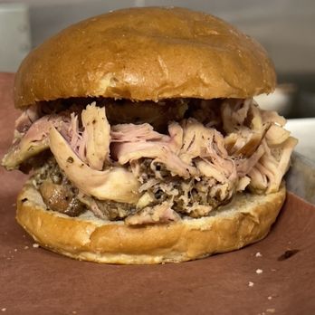K-Blocks Fire Pit BBQ - Carolina Pulled Pork Sandwich - Barbeque Near Me - Washington, Michigan