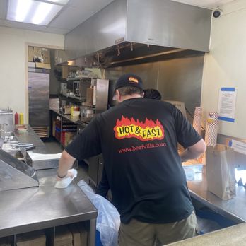 Beef Villa - Hot and fast! - Burgers Near Me - Elgin, Illinois Beef Villa - Hot and fast! - Burgers Near Me - Elgin, Illinois