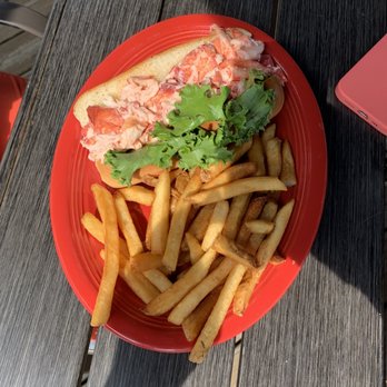 Joshua's Restaurant & Tavern - Fresh Maine Lobster Roll - American Near Me - Brunswick, Maine