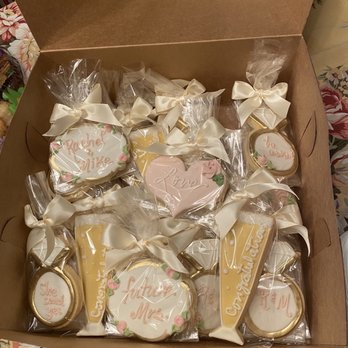 Mimi's Cookies - Engagement cookies - Bakeries Near Me - Waldwick, New Jersey