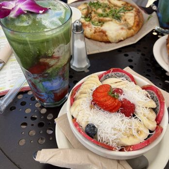 Urth Caffe - Urth Acai Bowl, NEW! Aloha Matcha Blended, Pizza El Diablo - Coffee & Tea Near Me - Laguna Beach, California Urth Caffe - Urth Acai Bowl, NEW! Aloha Matcha Blended, Pizza El Diablo - Coffee & Tea Near Me - Laguna Beach, California