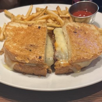 Carnation Cafe - Juicy and Patty Melt, Teenager approved! Thank You Chef!! - American Near Me - Anaheim, California Carnation Cafe - Juicy and Patty Melt, Teenager approved! Thank You Chef!! - American Near Me - Anaheim, California