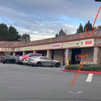 MexiHibachi - Look from the outside plenty of Free parking - Teppanyaki Near Me - Pinole, California