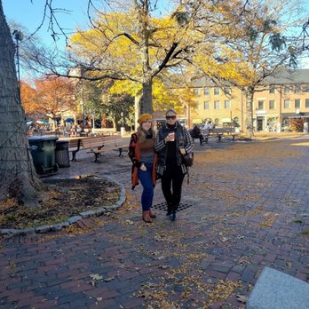 Loretta - The beautiful town of Newburyport - New American Near Me - Newburyport, Massachusetts Loretta - The beautiful town of Newburyport - New American Near Me - Newburyport, Massachusetts