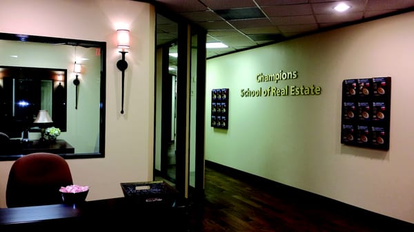 Champions School Of Real Estate Houston Galleria Campus 1001 West Loop S Lp Houston Tx Educational Programs Mapquest