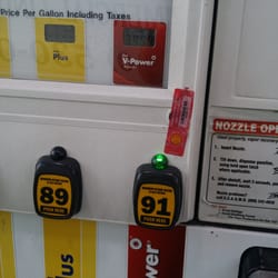 Shell - Lomita - Better gas means more miles...and better the engine runs