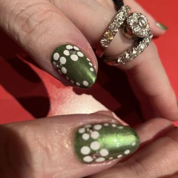 Spa Lounge - My exciting frosty green nail polish with personalized beautiful art. - Nail Salons Near Me - Beverly Hills, California