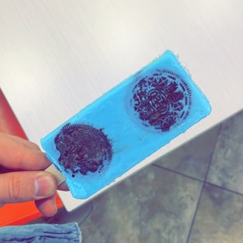 La flor De Michoacan - Cookies & Cream - Ice Cream & Frozen Yogurt Near Me - Murfreesboro, Tennessee