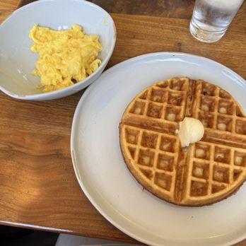 Bowood by Niche - Vermont cheddar waffle - Breakfast & Brunch Near Me - Saint Louis, Missouri Bowood by Niche - Vermont cheddar waffle - Breakfast & Brunch Near Me - Saint Louis, Missouri