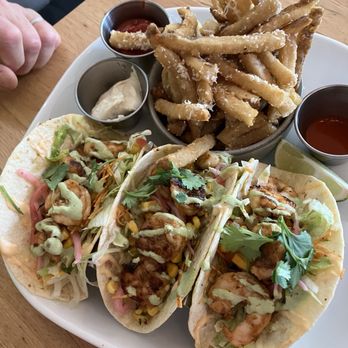 Moxies - Shrimp tacos - Lounges Near Me - Southlake, Texas Moxies - Shrimp tacos - Lounges Near Me - Southlake, Texas