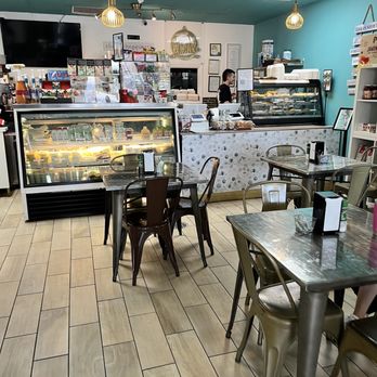 Arepas Magnet Plus - the interior of a restaurant - Bakeries Near Me - Weston, Florida Arepas Magnet Plus - the interior of a restaurant - Bakeries Near Me - Weston, Florida