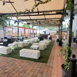 Club Vault - Patio