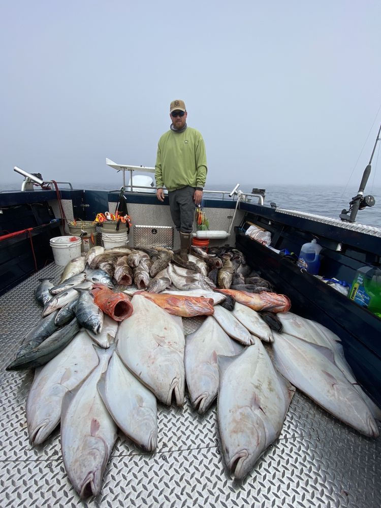 Alaskan Majestic Fishing Logo