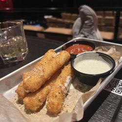 Studio Movie Grill - Cheese sticks