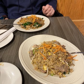 Silver Spoon Thai Restaurant - Pad See Eiw and Beef Fried Rice - Thai Near Me - Chicago, Illinois