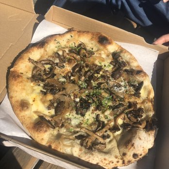 Bar Bocce - Truffle Mushroom Pizza - Pizza Near Me - Sausalito, California Bar Bocce - Truffle Mushroom Pizza - Pizza Near Me - Sausalito, California