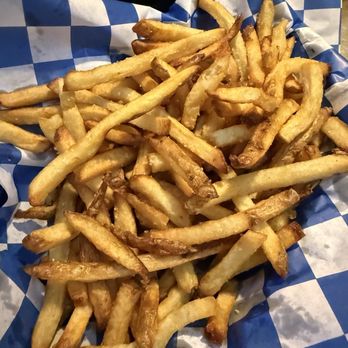 Blue Door Pub Como Ave - Fries basket - Burgers Near Me - Minneapolis, Minnesota