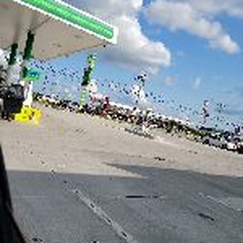 TA Smiths Grove - a gas station on the beach - Convenience Stores Near Me - Smiths Grove, Kentucky