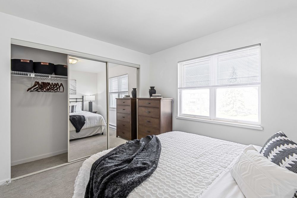 FOXCROFT APARTMENTS Updated June 2024 15 Photos 2837 Viking Dr, Green Bay, Wisconsin