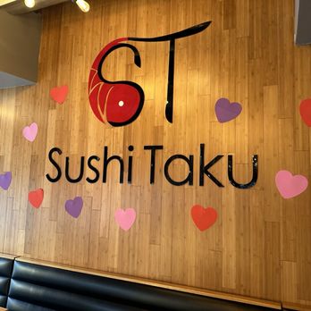 Sushi Taku - Logan Square - Interior - Sushi Bars Near Me - Chicago, Illinois Sushi Taku - Logan Square - Interior - Sushi Bars Near Me - Chicago, Illinois