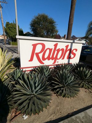 Ralphs by null