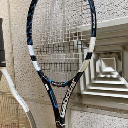 Pearl Kai Tennis Shop - Big big racket. Found this hilarious and would love to try to play with this with the large balls they have for sale