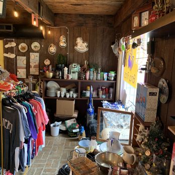 Fancy Finds Thrifting - Quick video of store - Thrift Stores Near Me - Murrells Inlet, South Carolina Fancy Finds Thrifting - Quick video of store - Thrift Stores Near Me - Murrells Inlet, South Carolina