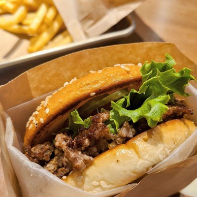 Bloom Roadside by null