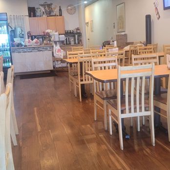 Koreana Korean BBQ - Dinning area 1 - Korean Near Me - Fairfield, California Koreana Korean BBQ - Dinning area 1 - Korean Near Me - Fairfield, California